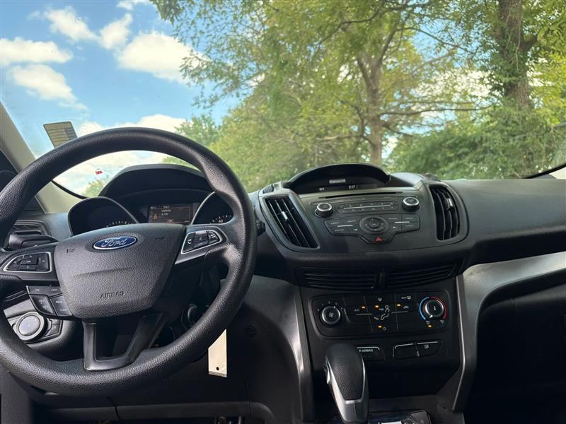 Ford Escape S FWD 2018