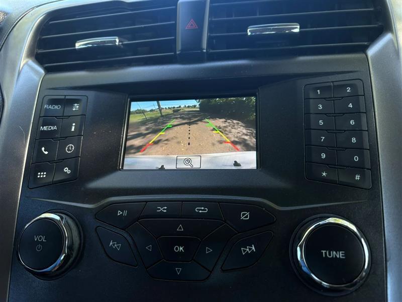 Ford Fusion S 2020