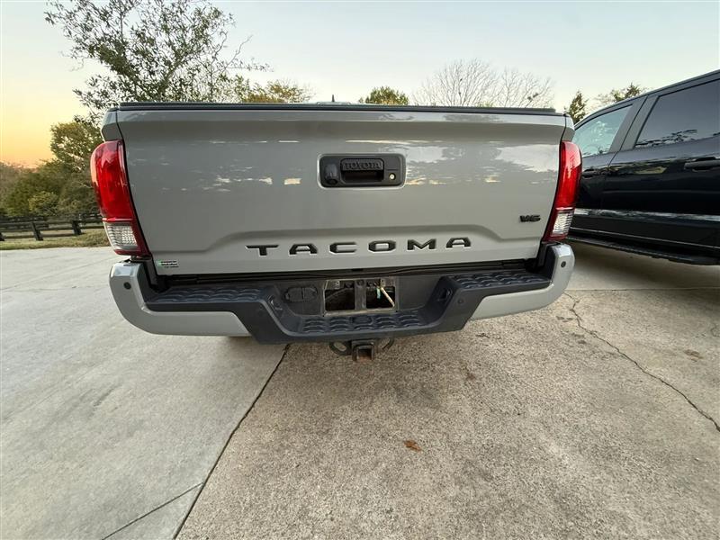 Toyota Tacoma SR5 Double Cab Long Bed V6 6AT 4WD 2019