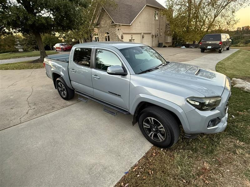 Toyota Tacoma SR5 Double Cab Long Bed V6 6AT 4WD 2019