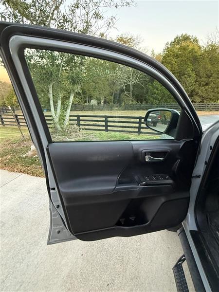 Toyota Tacoma SR5 Double Cab Long Bed V6 6AT 4WD 2019
