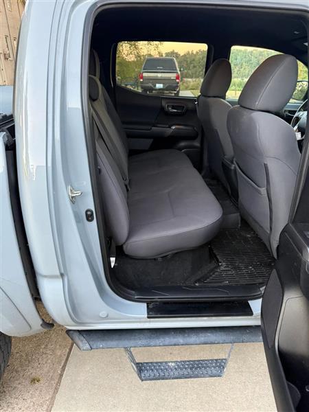 Toyota Tacoma SR5 Double Cab Long Bed V6 6AT 4WD 2019