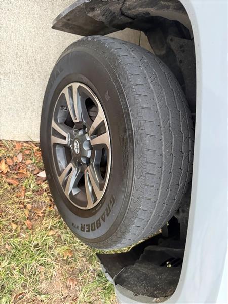 Toyota Tacoma SR5 Double Cab Long Bed V6 6AT 4WD 2019