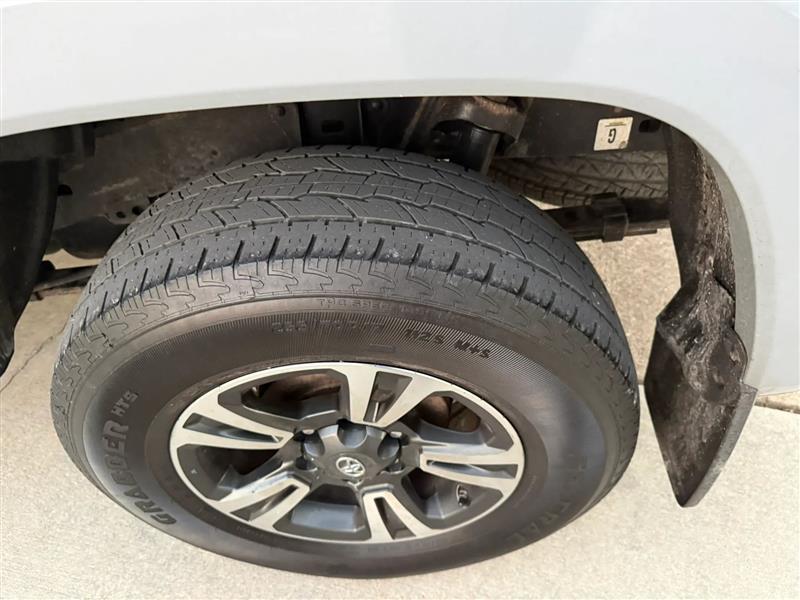 Toyota Tacoma SR5 Double Cab Long Bed V6 6AT 4WD 2019