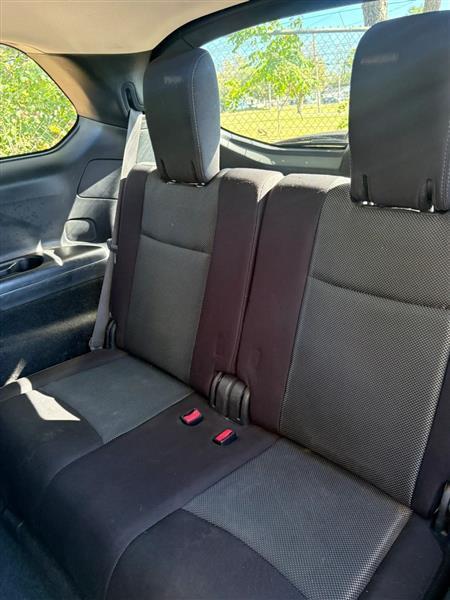 Nissan Pathfinder SV 2020