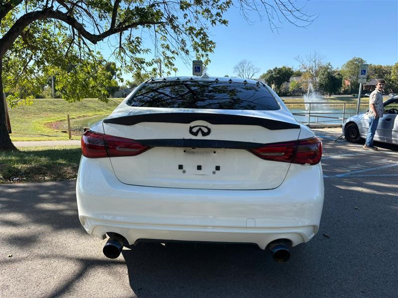 Infiniti Q50 3.0t LUXE AWD 2019