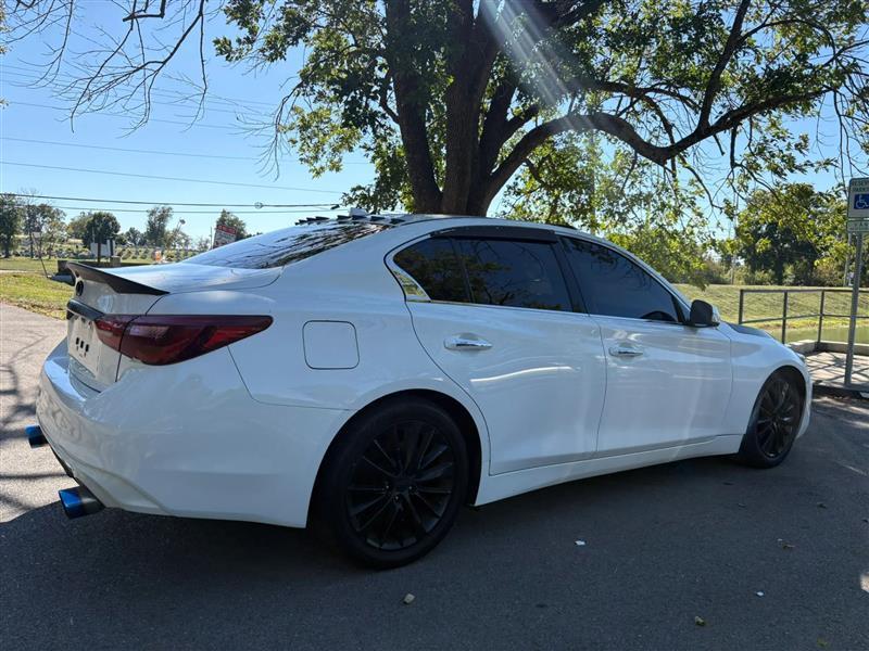 Infiniti Q50 3.0t LUXE AWD 2019