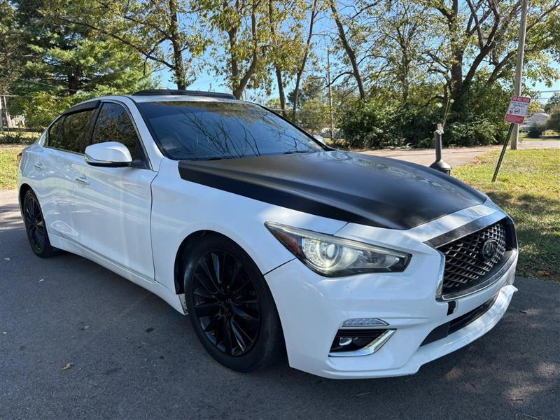 Infiniti Q50 3.0t LUXE AWD 2019
