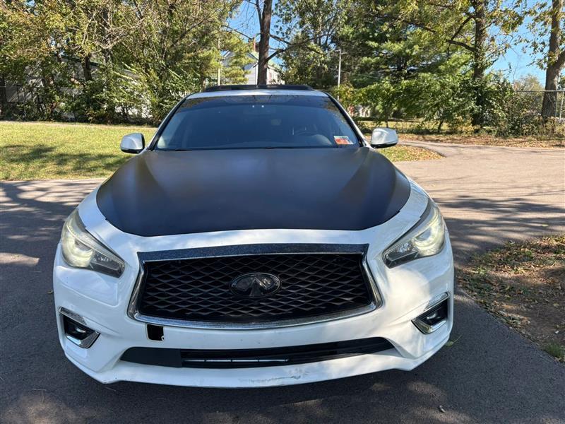 Infiniti Q50 3.0t LUXE AWD 2019