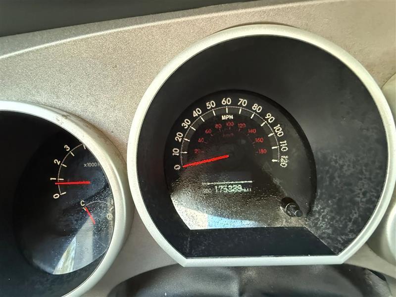 Toyota Tundra Limited 5.7L CrewMax 4WD 2012