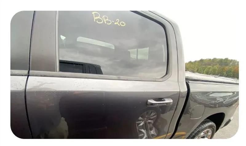 RAM 1500 Big Horn Crew Cab SWB 4WD 2021