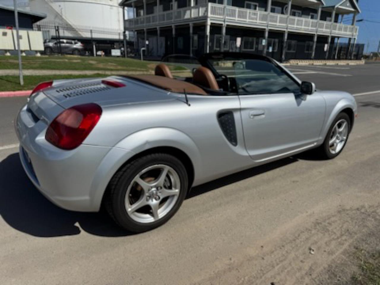 Toyota MR2 Spyder Convertible 2002