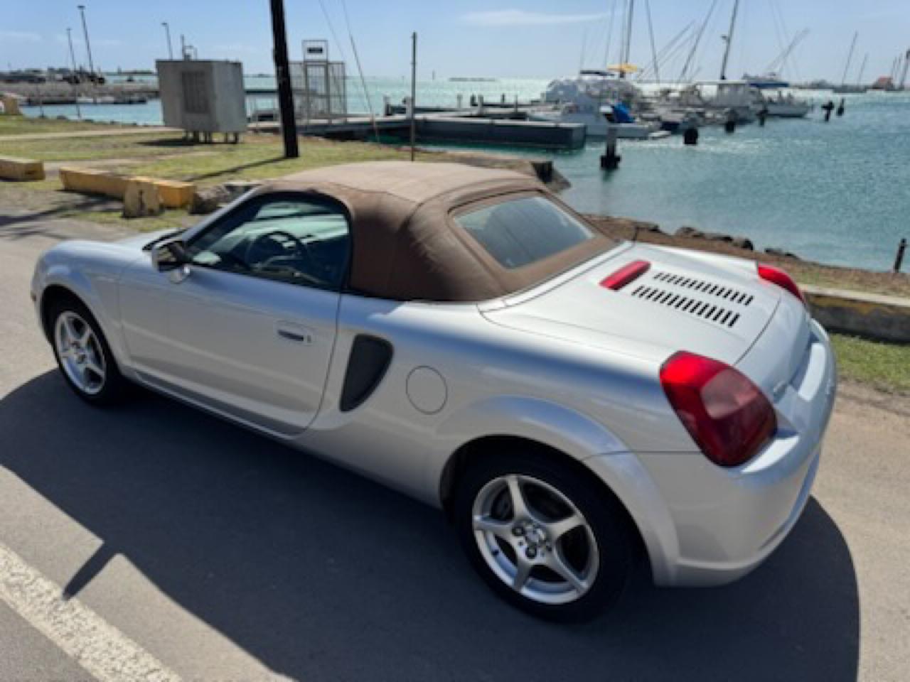 Toyota MR2 Spyder Convertible 2002