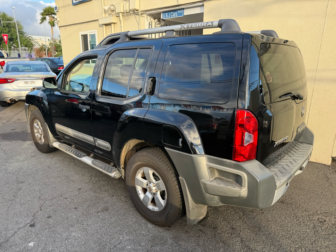 Nissan Xterra S 2WD 2011
