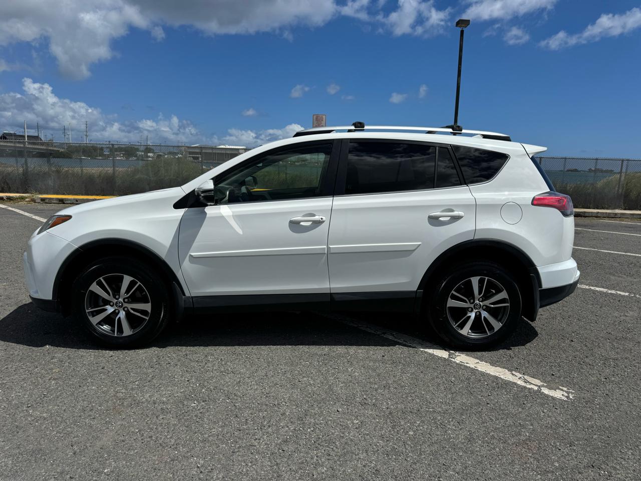 Toyota RAV4 XLE FWD 2016