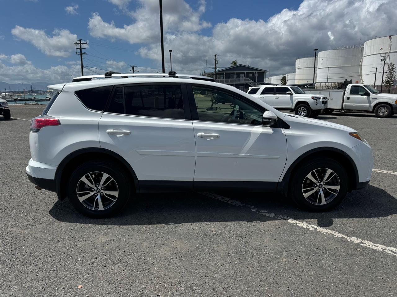 Toyota RAV4 XLE FWD 2016