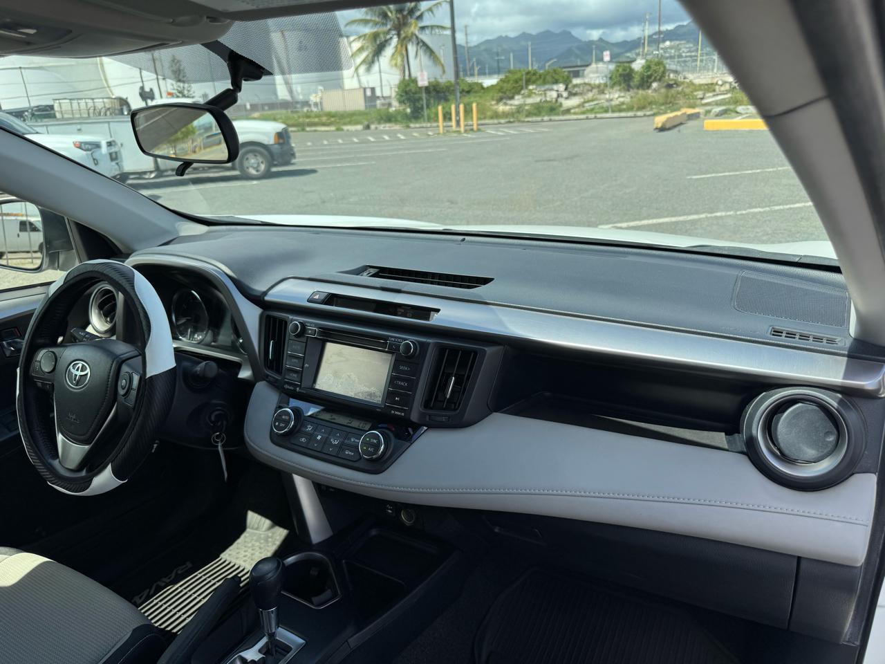 Toyota RAV4 XLE FWD 2016