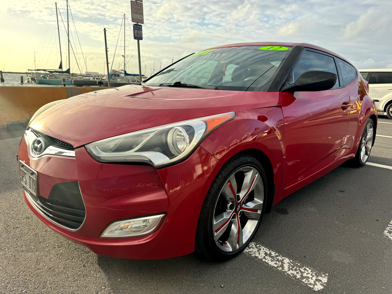 Hyundai Veloster Base 2012