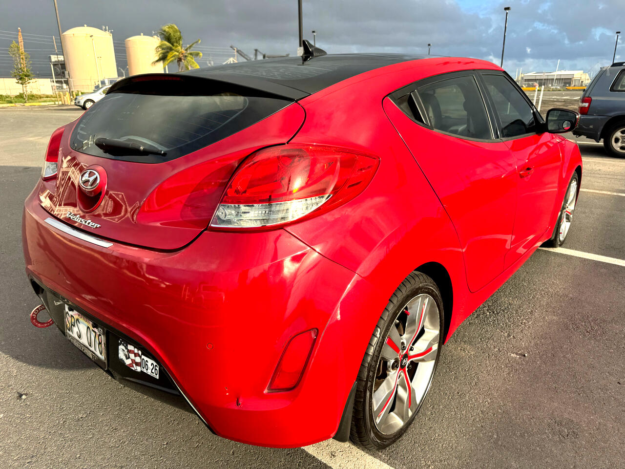 Hyundai Veloster Base 2012