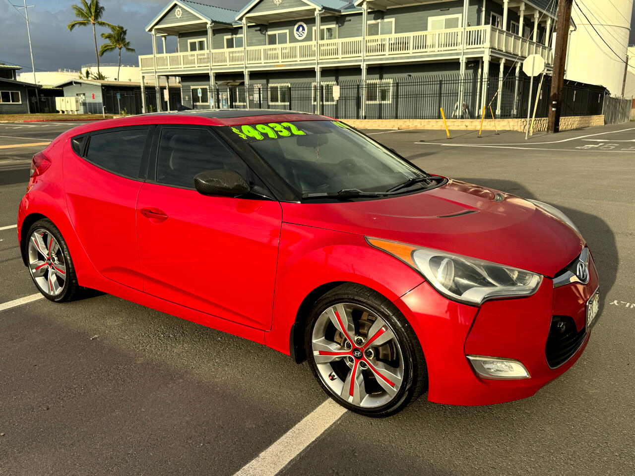 Hyundai Veloster Base 2012