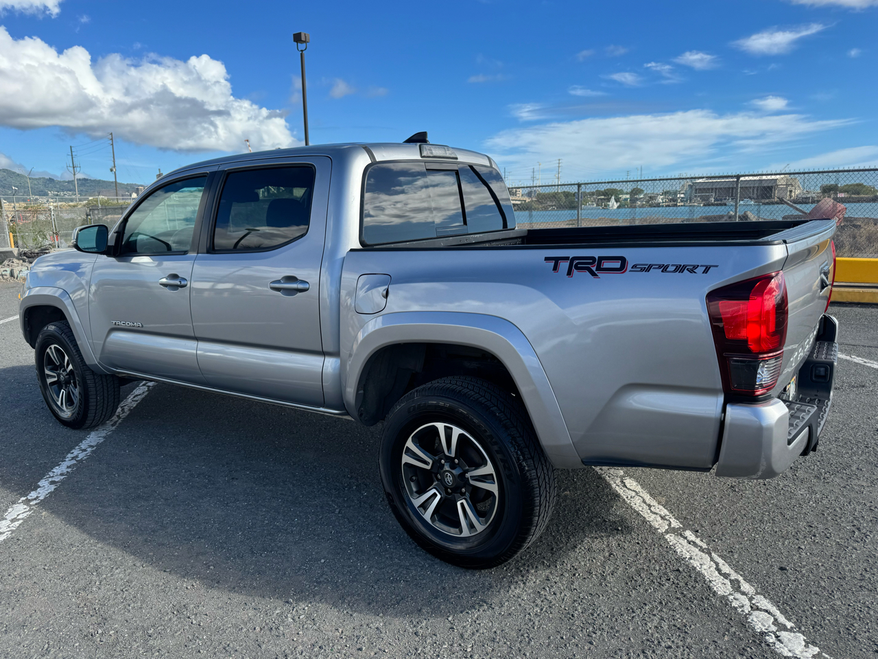 Toyota Tacoma 2WD Double Cab V6 AT TRD Sport (Natl) 2018