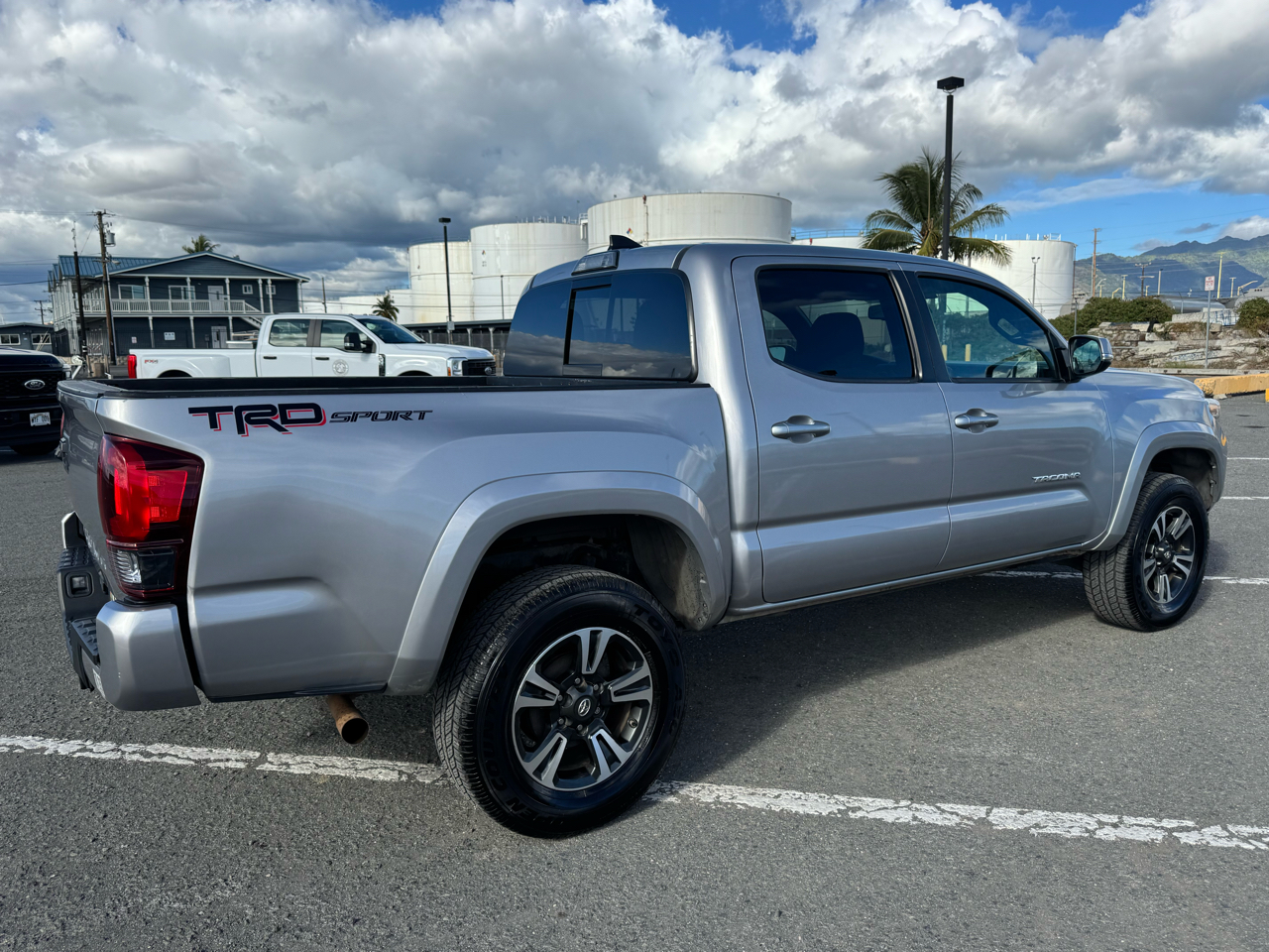 Toyota Tacoma 2WD Double Cab V6 AT TRD Sport (Natl) 2018