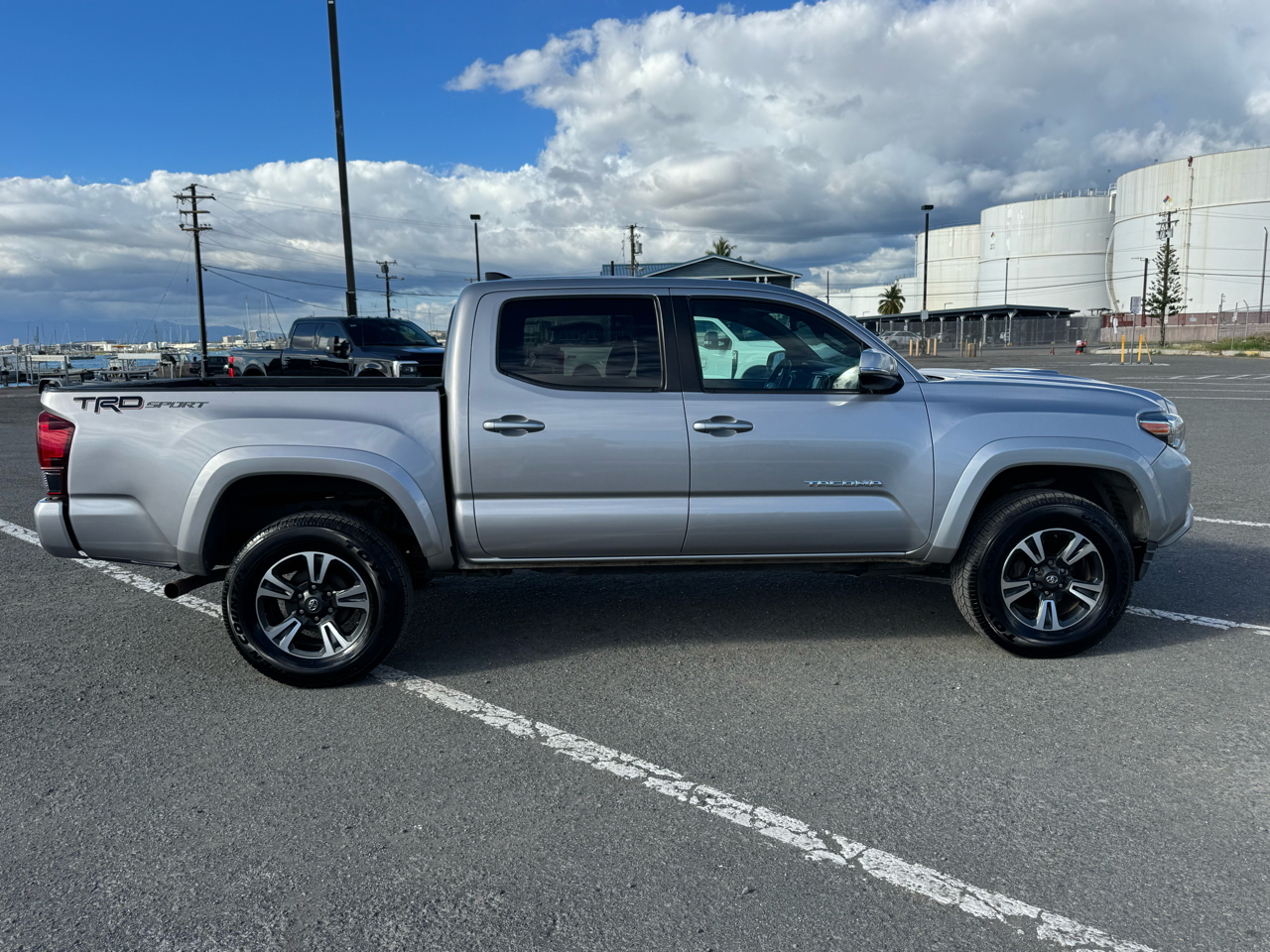 Toyota Tacoma 2WD Double Cab V6 AT TRD Sport (Natl) 2018