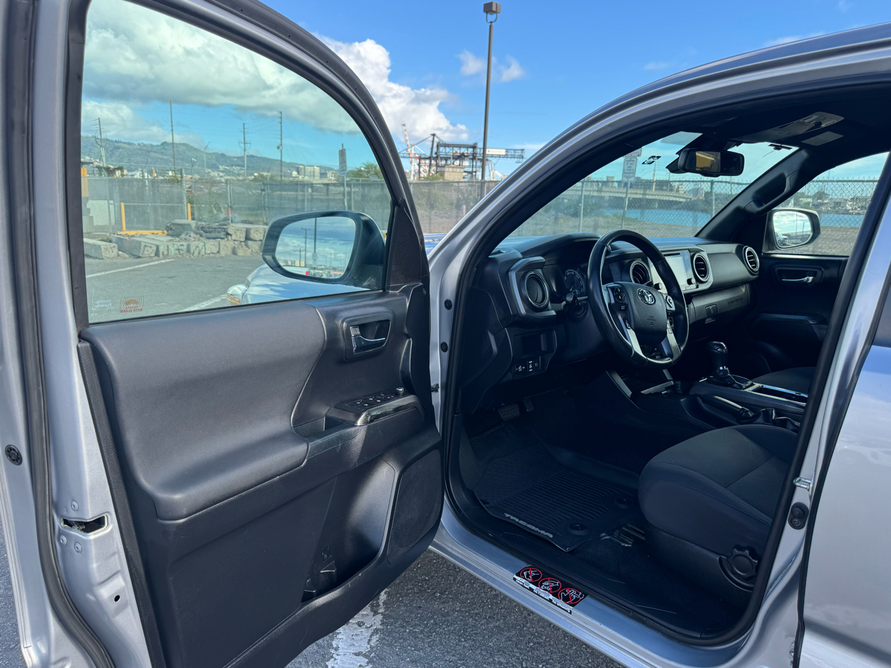 Toyota Tacoma 2WD Double Cab V6 AT TRD Sport (Natl) 2018
