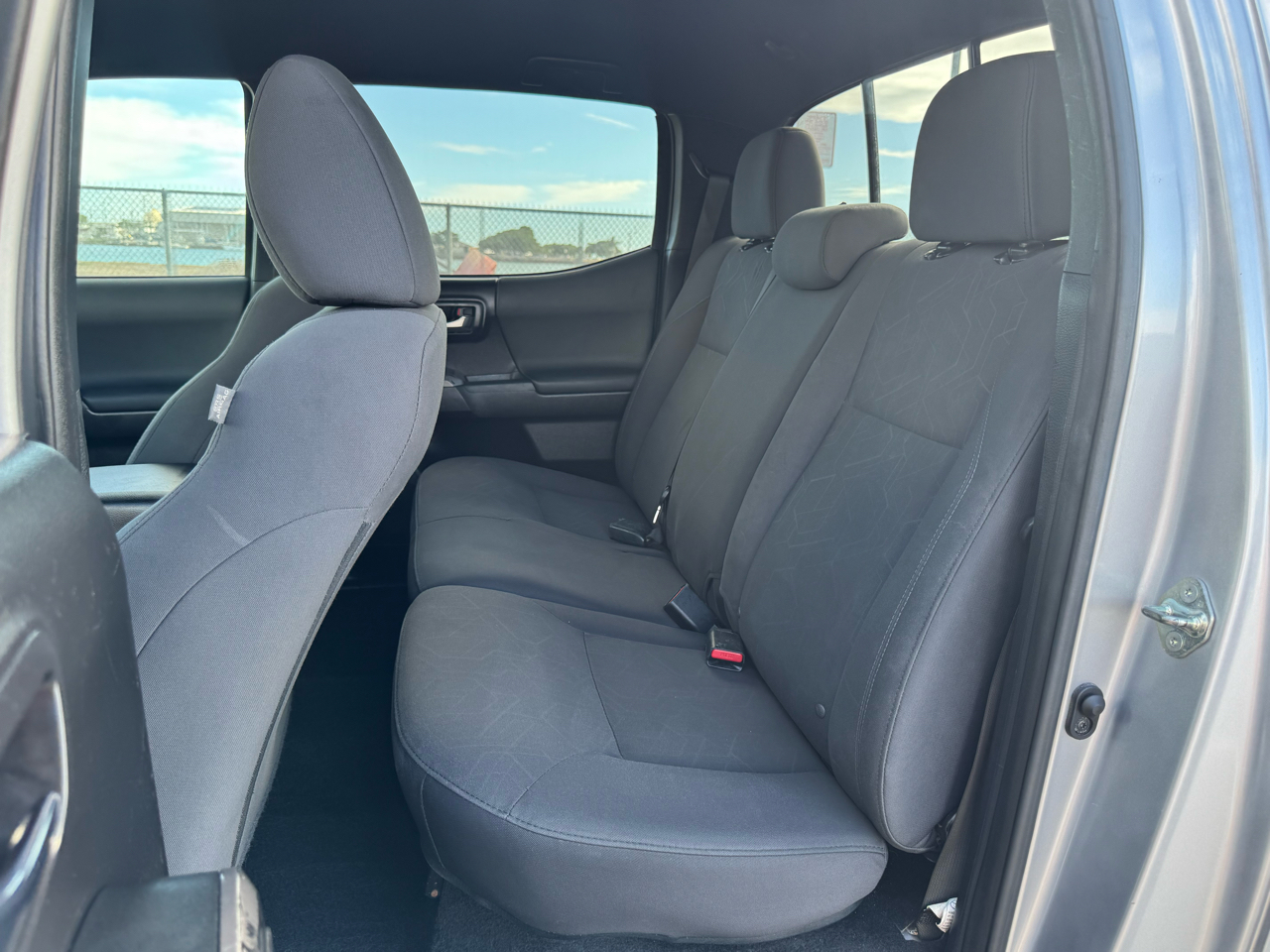 Toyota Tacoma 2WD Double Cab V6 AT TRD Sport (Natl) 2018