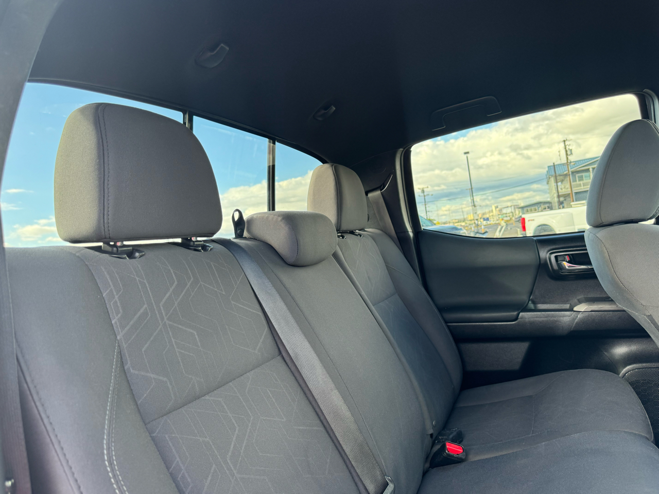 Toyota Tacoma 2WD Double Cab V6 AT TRD Sport (Natl) 2018