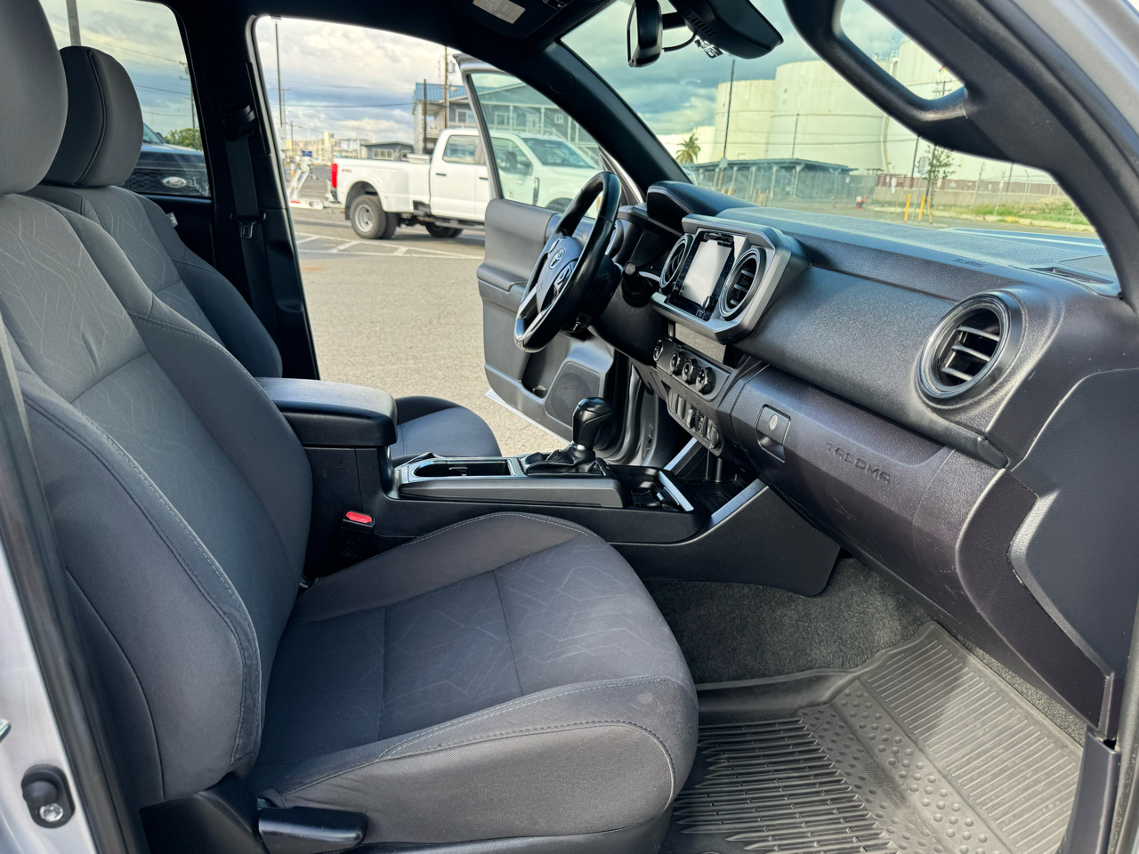 Toyota Tacoma 2WD Double Cab V6 AT TRD Sport (Natl) 2018