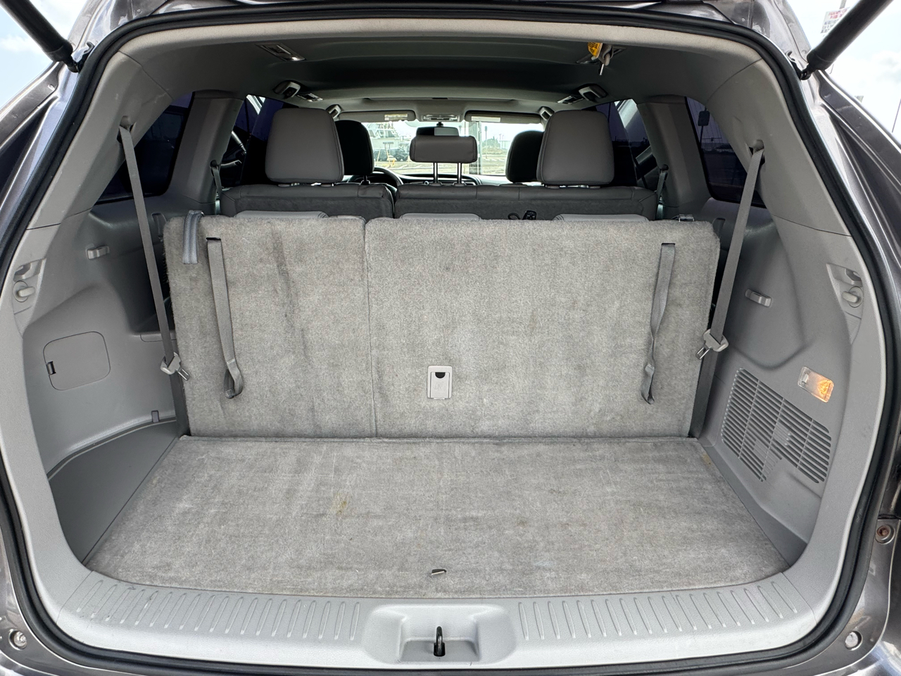 Toyota Highlander XLE FWD V6 2014