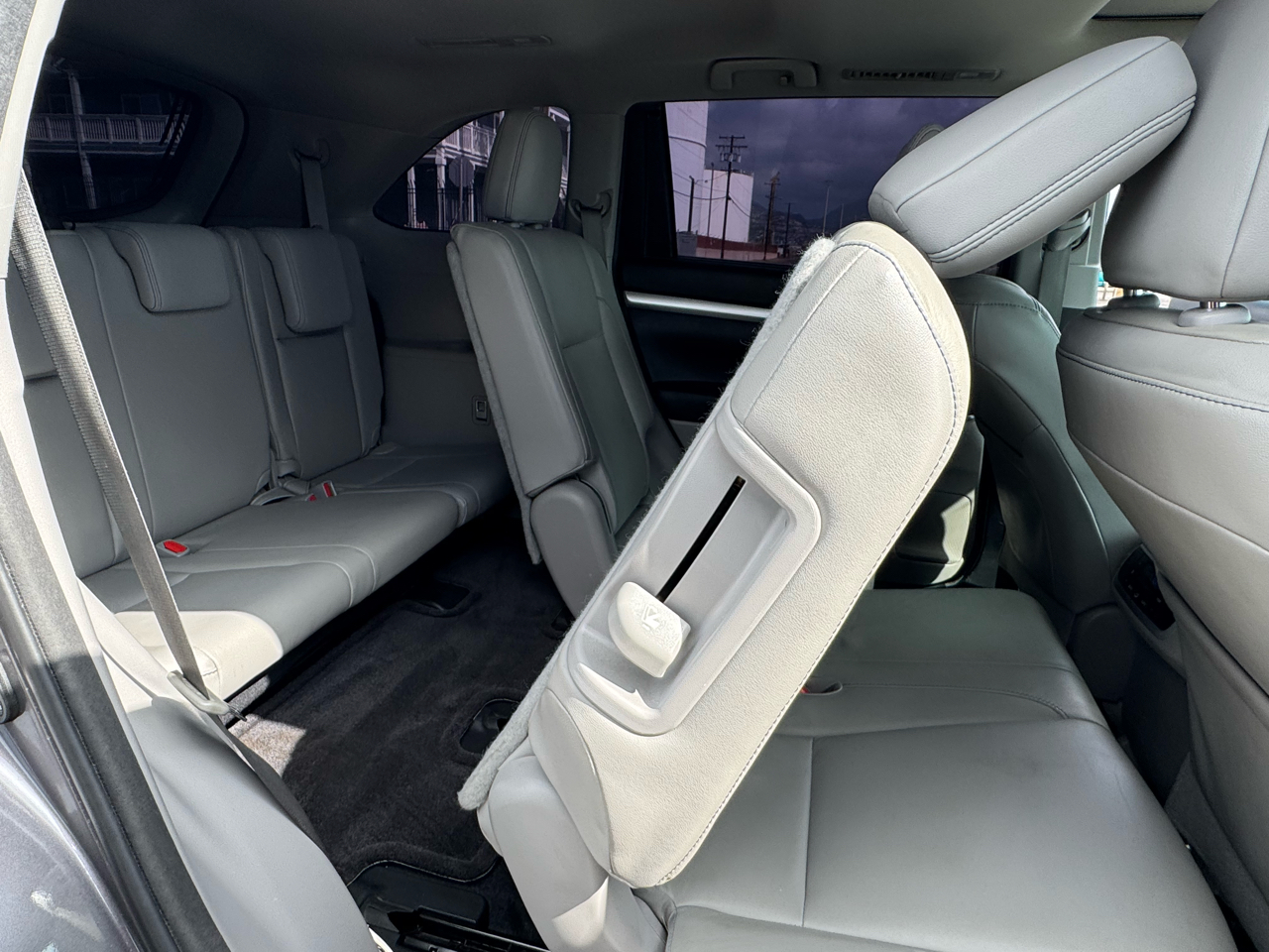 Toyota Highlander XLE FWD V6 2014