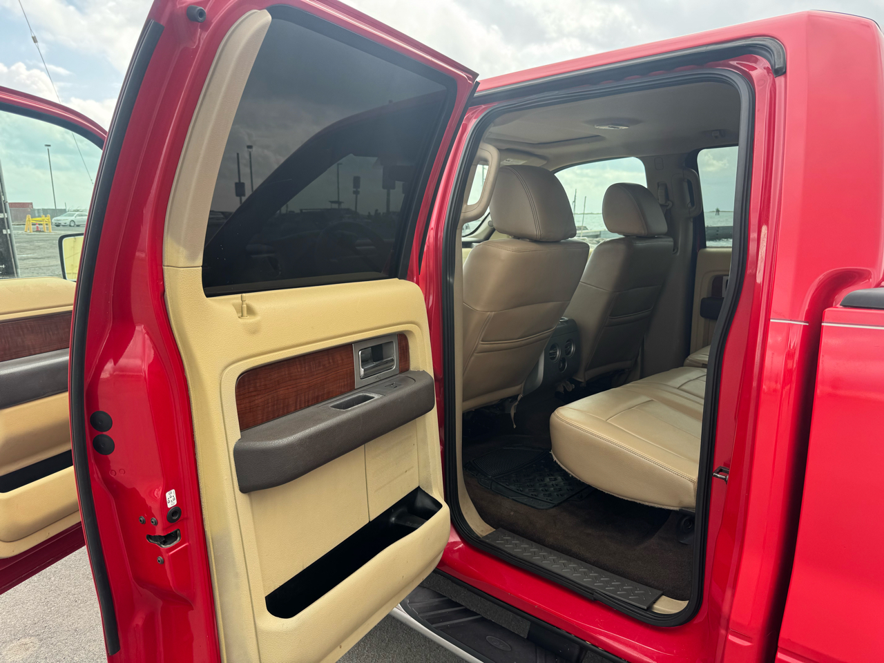 Ford F-150 Lariat SuperCrew 4WD 2009