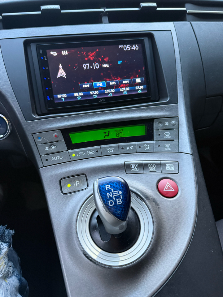 Toyota Prius Two 4D Hatchback 2015