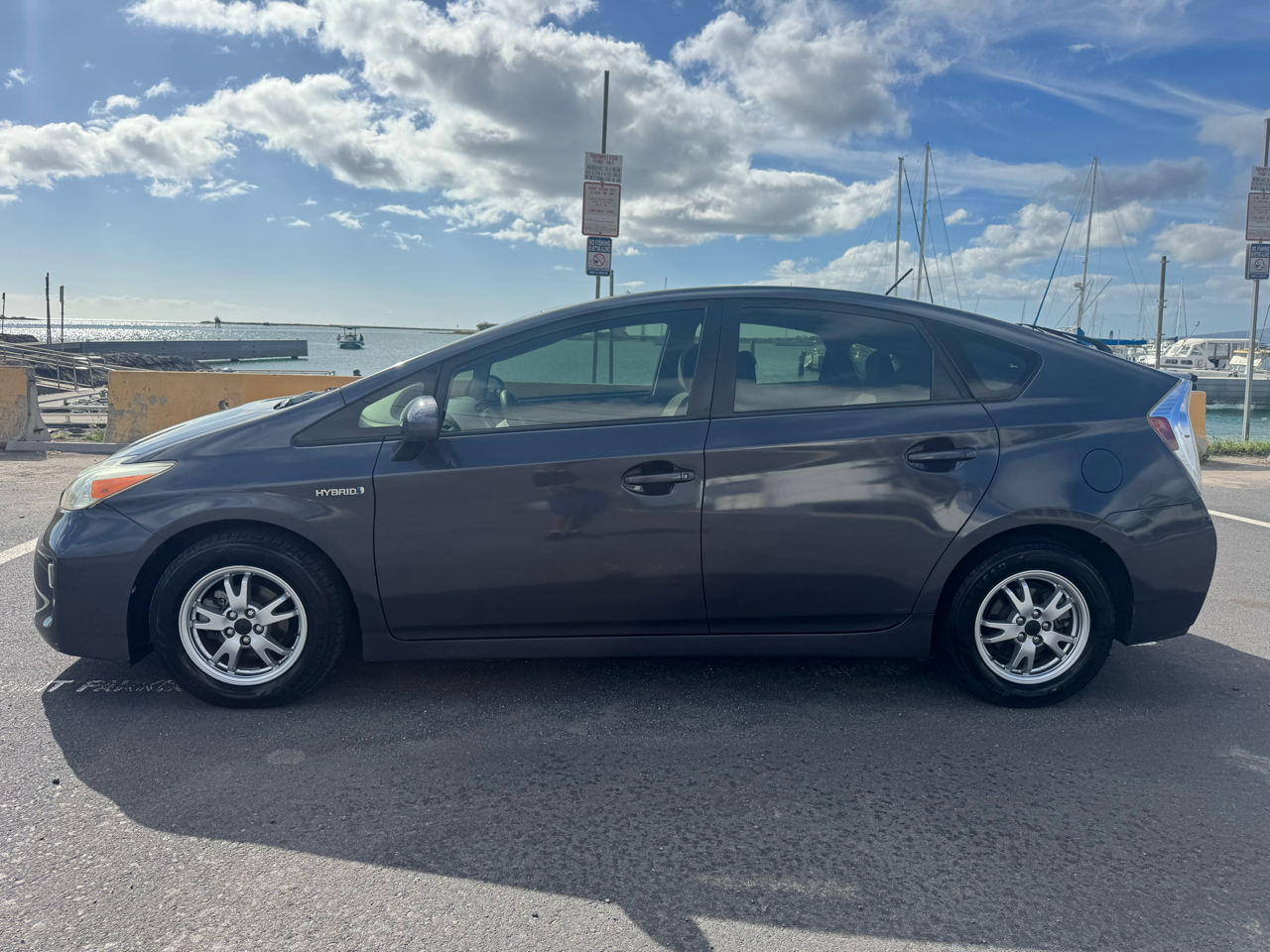 Toyota Prius Two 4D Hatchback 2015