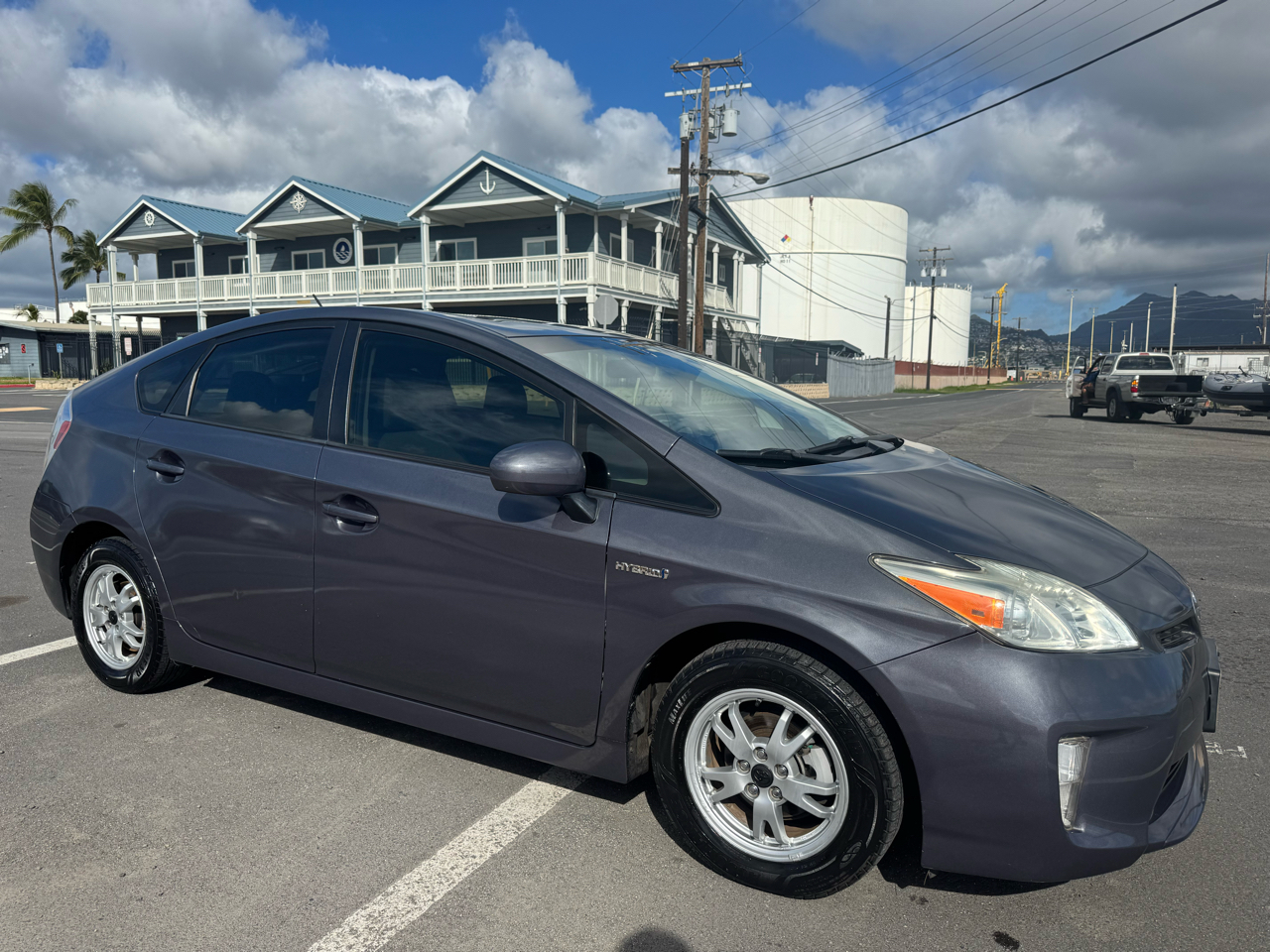 Toyota Prius Two 4D Hatchback 2015