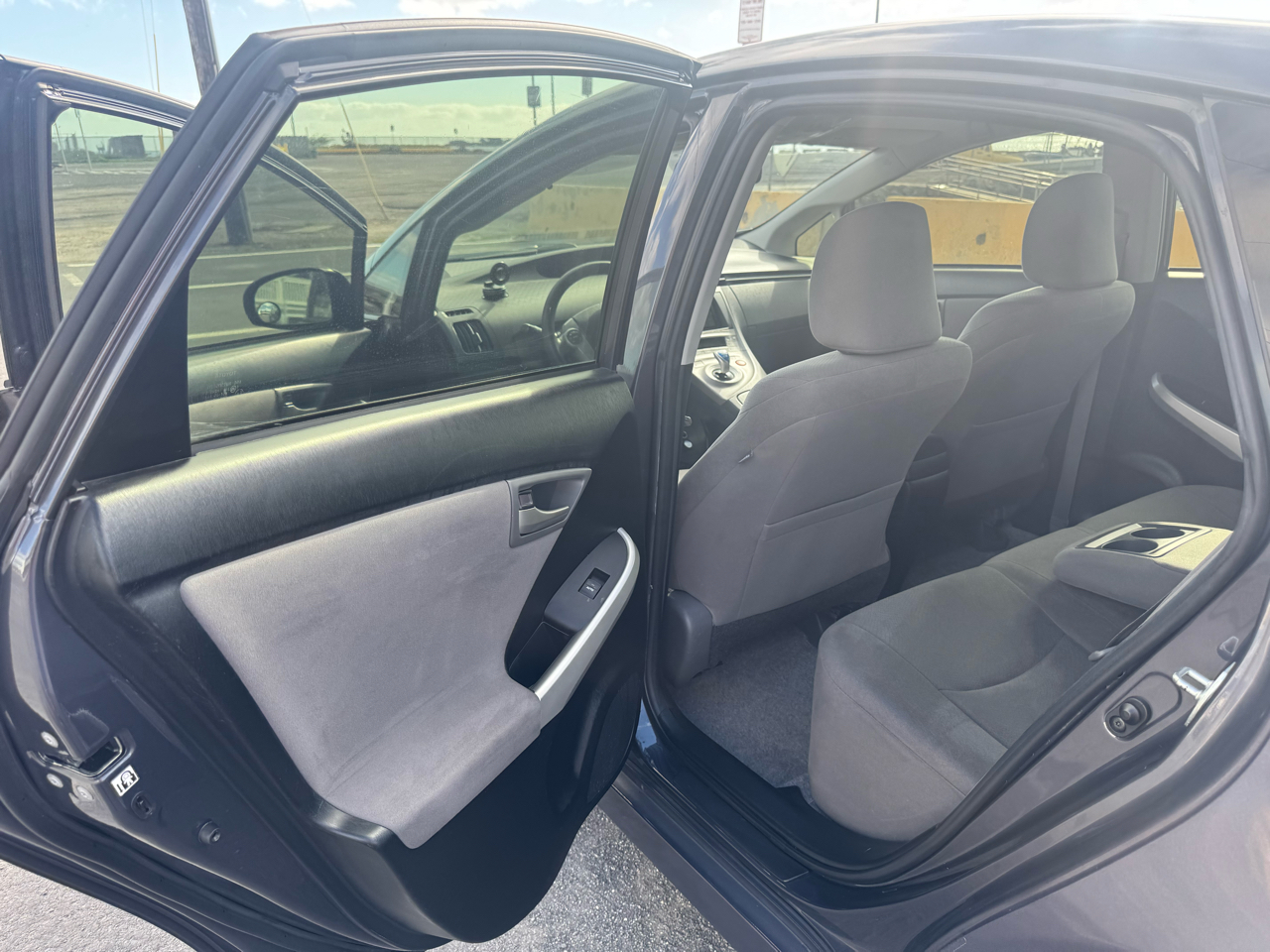 Toyota Prius Two 4D Hatchback 2015