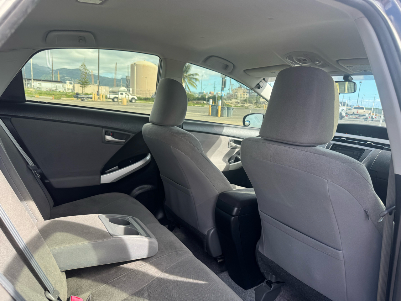 Toyota Prius Two 4D Hatchback 2015