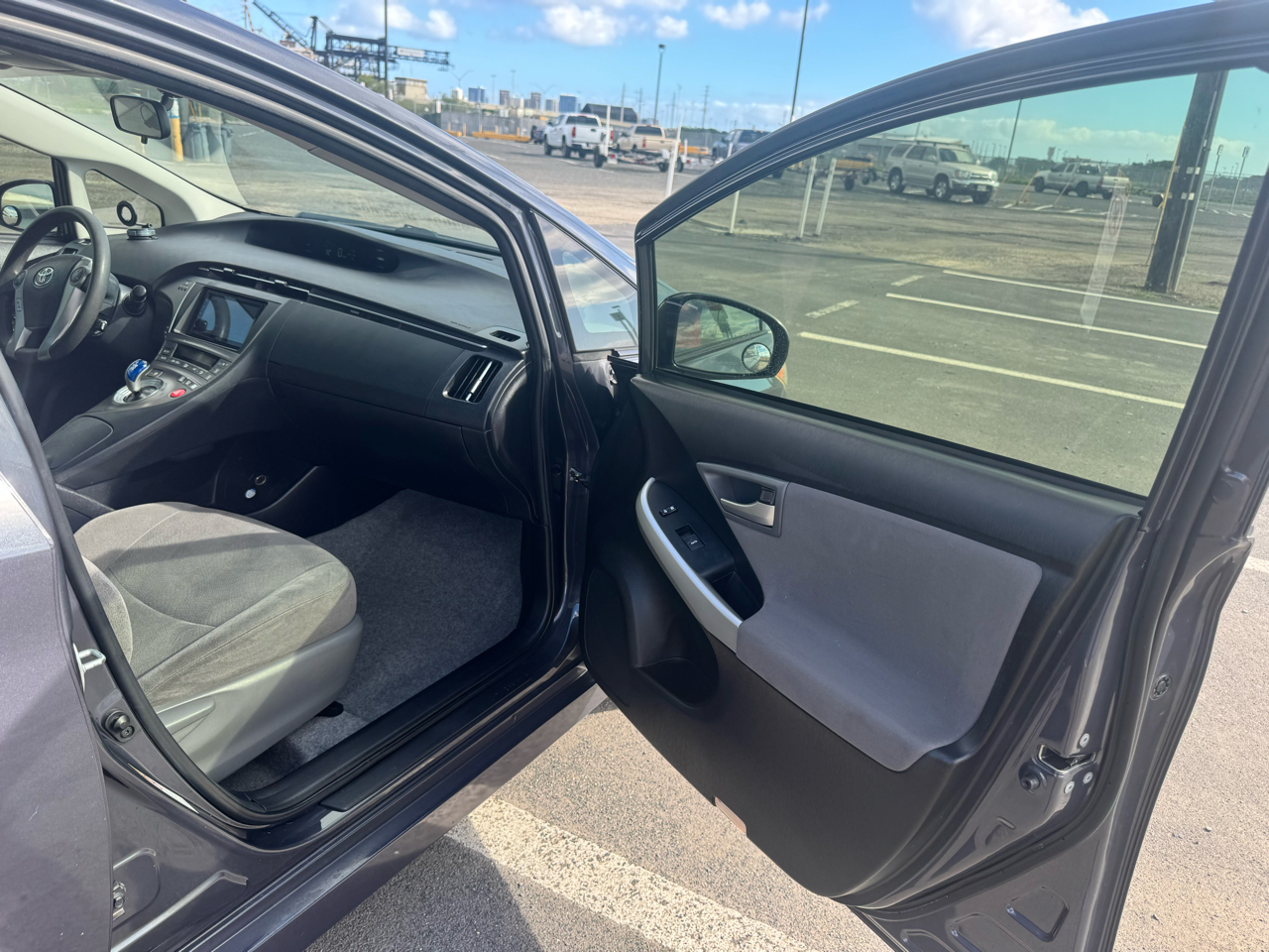 Toyota Prius Two 4D Hatchback 2015