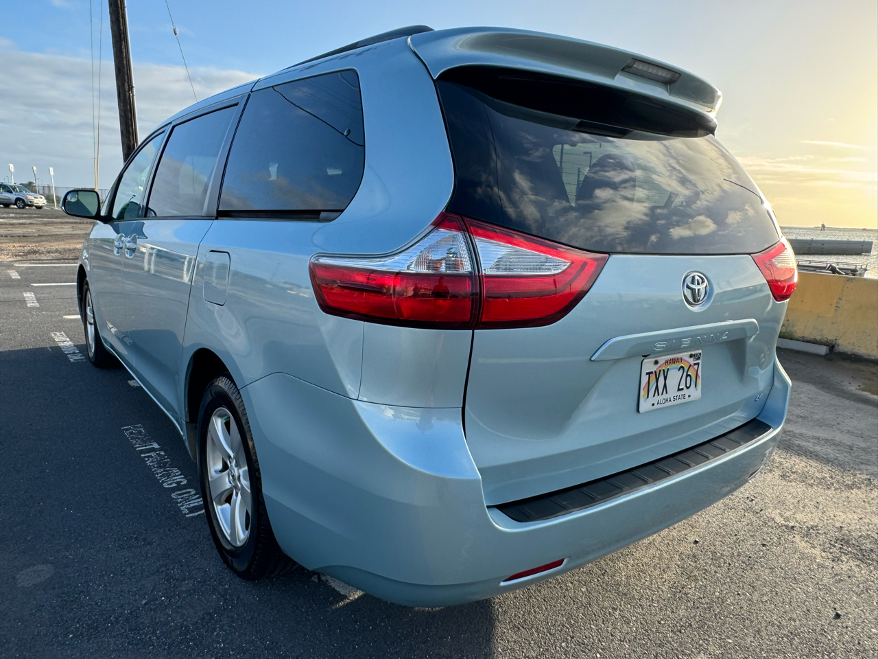Toyota Sienna LE FWD 8-Passenger V6 2015
