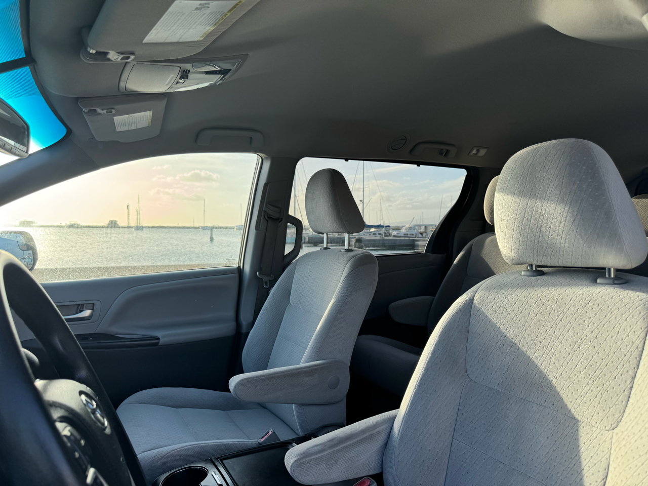 Toyota Sienna LE FWD 8-Passenger V6 2015