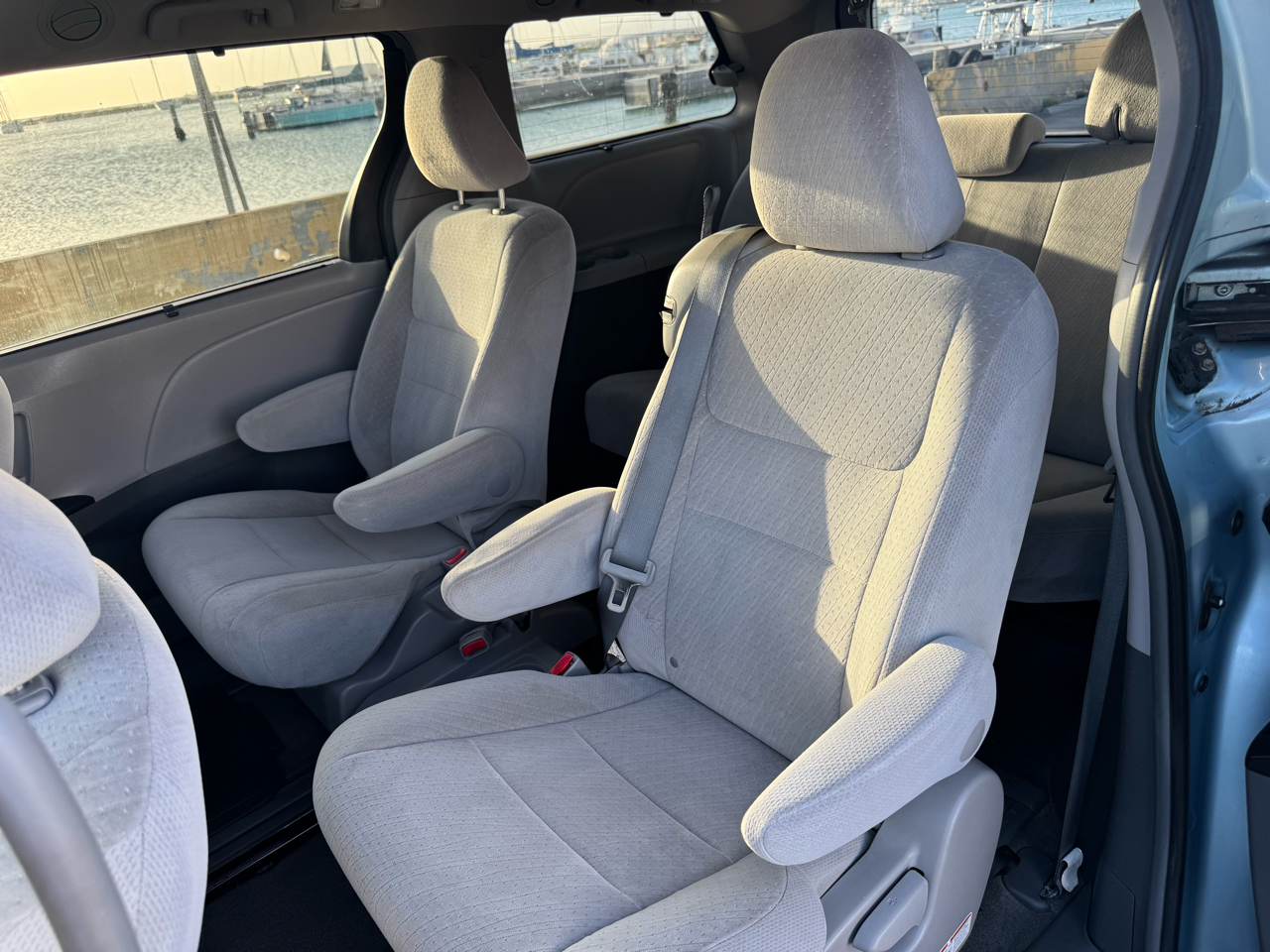 Toyota Sienna LE FWD 8-Passenger V6 2015