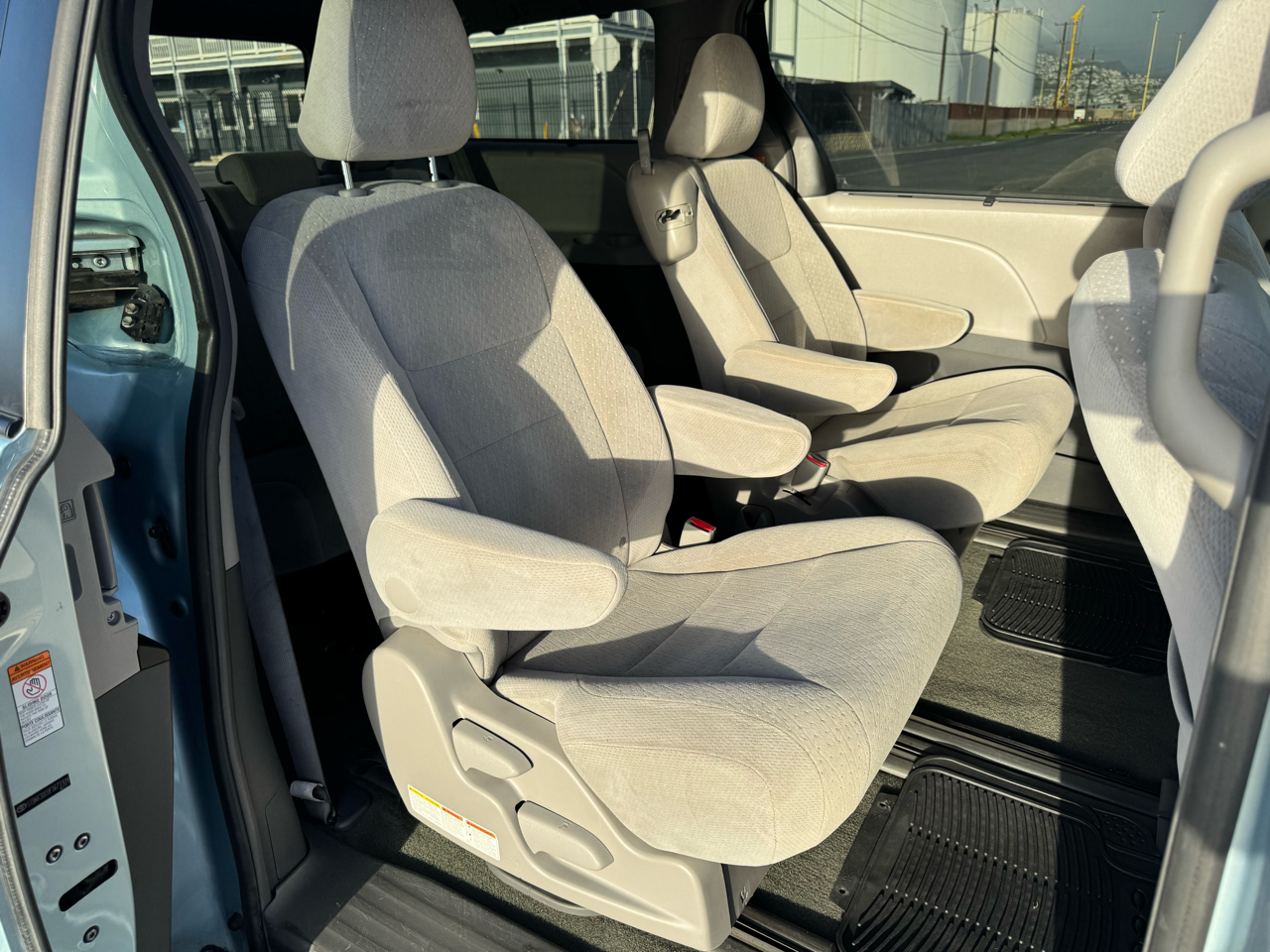 Toyota Sienna LE FWD 8-Passenger V6 2015