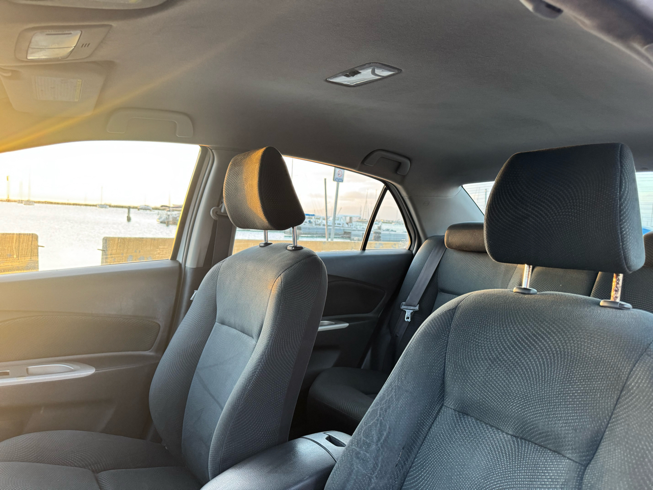 Toyota Yaris Sedan 4-Speed AT 2010