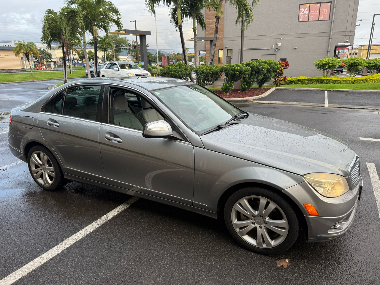 Mercedes-Benz C-Class C300 Luxury Sedan 2009
