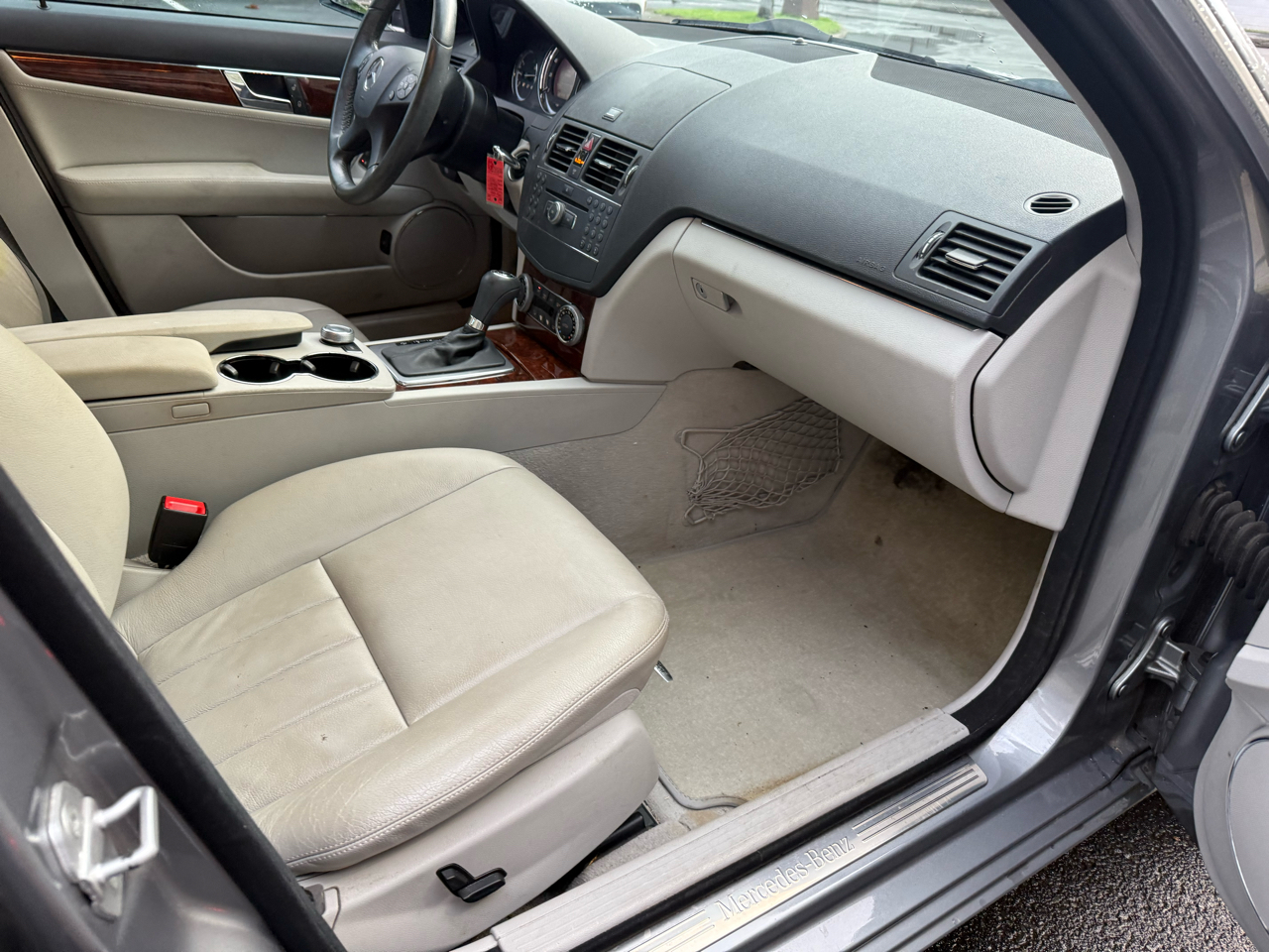 Mercedes-Benz C-Class C300 Luxury Sedan 2009