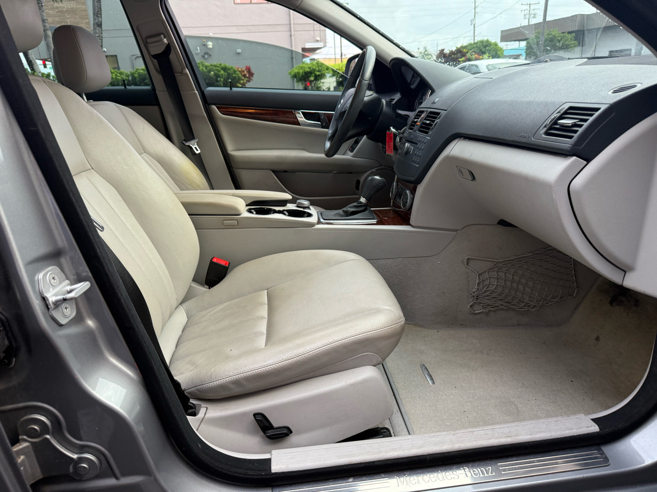 Mercedes-Benz C-Class C300 Luxury Sedan 2009