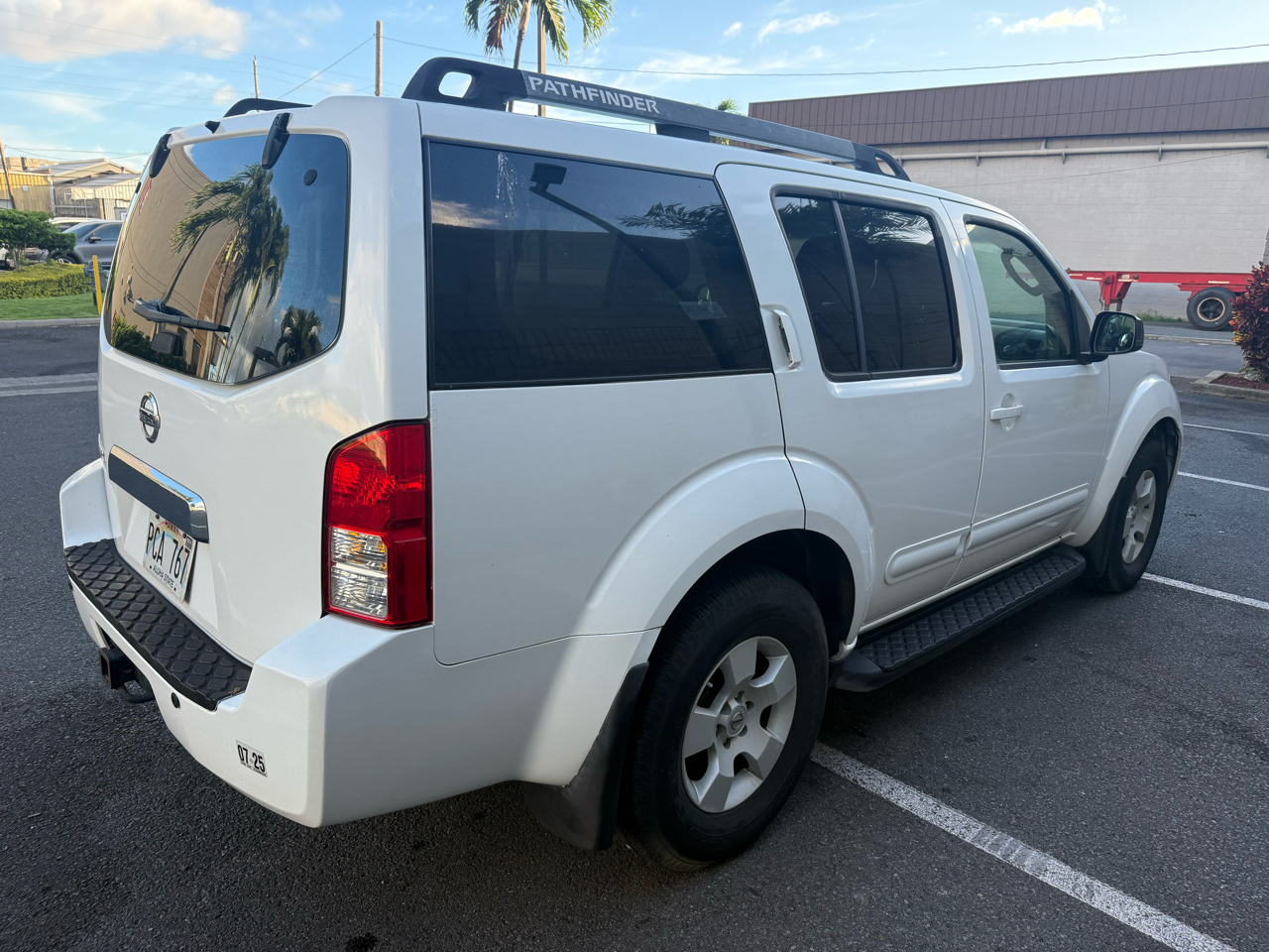Nissan Pathfinder LE 2WD 2006