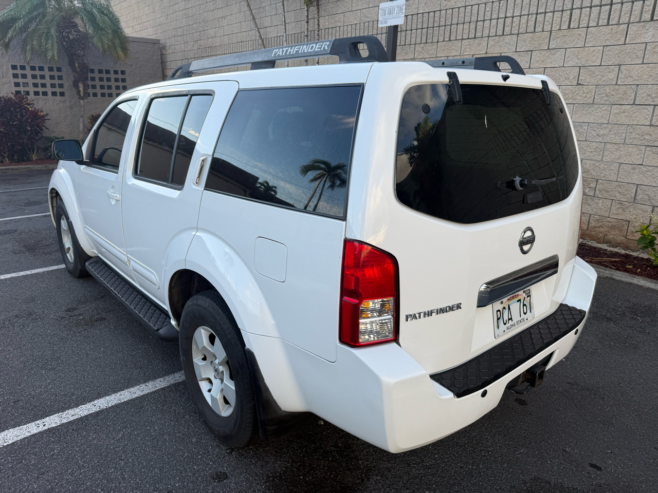 Nissan Pathfinder LE 2WD 2006